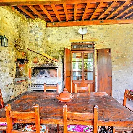 Piosina Sleeps 27 Pool Air Con Wifi Lerchi
